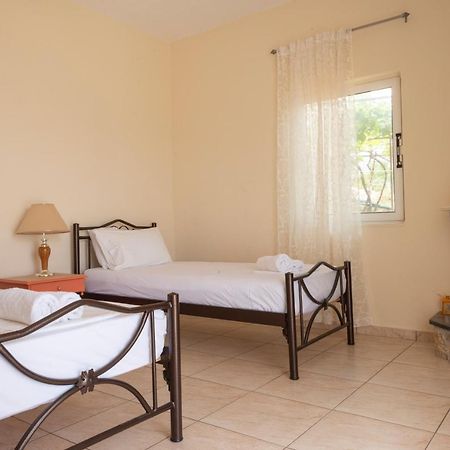 Janakis Apartments Himare Exterior foto