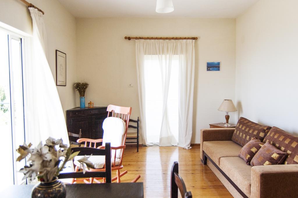 Janakis Apartments Himare Exterior foto